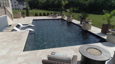 Imagen de Piscinas de ensueño (T5): Apuestas muy altas - 2
