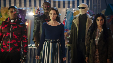 Doom Patrol (T2): Ep.9 La patrulla de cera