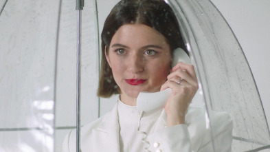 Three Busy Debras (T1): Fiesta de Pijamas