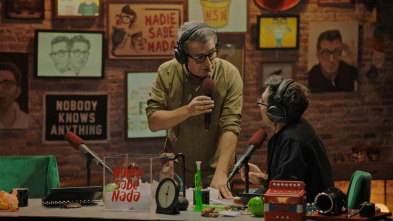 Imagen de Nadie sabe nada (T1): Ep.39 Dos tontos y tú, tres - 2