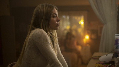Imagen de Euphoria (T1): Ep.7 Las vicisitudes de intentar mear deprimida - 2