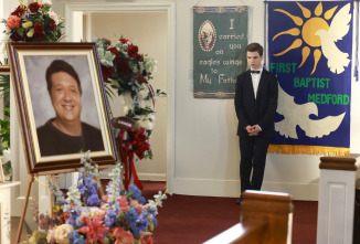 Imagen de El joven Sheldon (T7): Ep.13 Funeral - 8