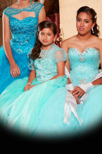 Imagen de 15: A Quinceañera...: Quinceañeras: Jackie y Nina - 1