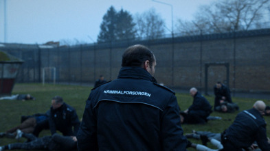 Imagen de Prisoner (T1): Ep.4  - 9