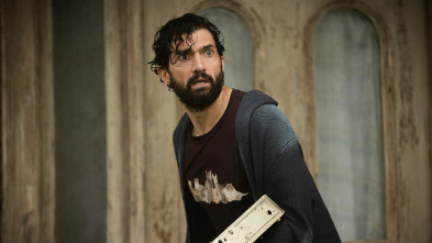 Imagen de From (T2): Ep.1 Extraños en una tierra extraña - 2
