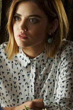 Imagen de Pequeñas mentirosas (T6): Todas tenemos un pasado - 1