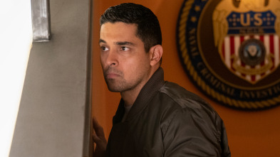 Imagen de Navy:... (T22): Ep.4 Palos y piedras - 4