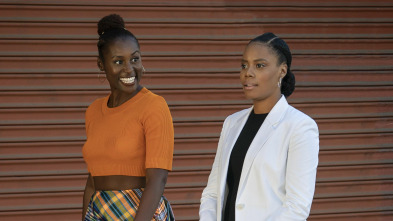 Insecure (T4): Ep.2 Distante, pero no mucho