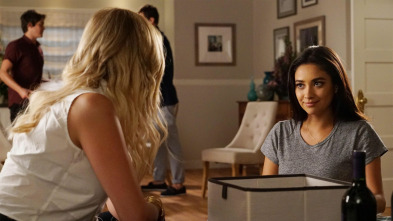 Pequeñas mentirosas (T6): Ep.12 La telaraña de Charlotte