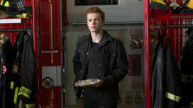 Shameless (T6): Ep.4 A la una, a las dos…