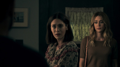 Imagen de Truth Be Told (T1): Ep.4 Sin cruz, no hay corona - 2