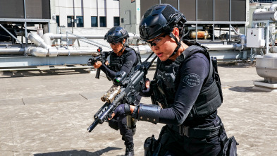 S.W.A.T.:  Los... (T8): Ep.8 Antes de que haga bum