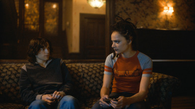 Imagen de The Crowded Room (T1): Ep.3 Asesinato - 2