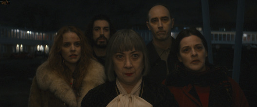 Vampira humanista busca suicida