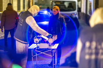 Imagen de Bright minds (T5): Ep.8 Una boda y cuatro funerales - 1