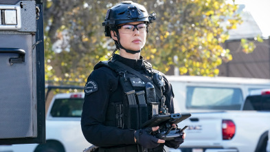Imagen de S.W.A.T.:  Los... (T8): Ep.14 El Santa Clara - 5