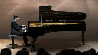 Imagen de Jaeden Izik-Dzurko: Medtner, Ravel, Rachmaninov - Fondation Louis Vuitton - 2