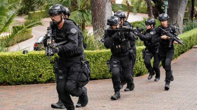 Imagen de S.W.A.T.:  Los... (T8): Ep.18 Vulnerable - 5