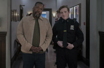 Imagen de Elsbeth (T2): Ep.20 Vacaciones en la sombra - 1