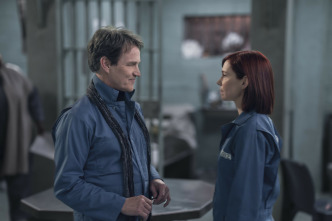 Imagen de Elsbeth (T2): Ep.20 Vacaciones en la sombra - 10