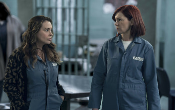 Imagen de Elsbeth (T2): Ep.20 Vacaciones en la sombra - 11