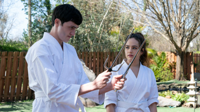 Imagen de Cobra Kai (T4): Ep.7 Campos de minas - 5