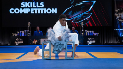Imagen de Cobra Kai (T4): Ep.9 La caída - 3
