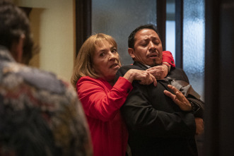 Imagen de Deudas (T1): Ep.5 Algo pasa con Orlando - 1