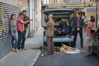 Imagen de Deudas (T1): Ep.10 Mala hierba - 3