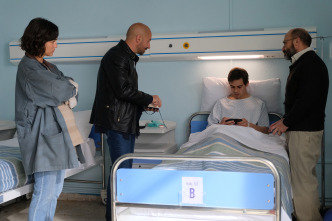 Imagen de La caza. Guadiana (T3): Ep.3 Vírgen de la frontera - 1