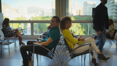Imagen de Benidorm (T1): Ep.3 Corazón de Neón - 1