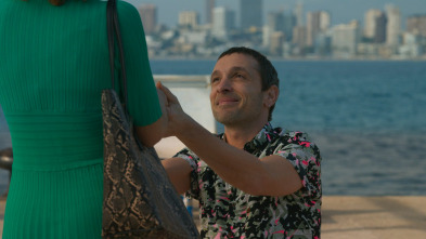 Imagen de Benidorm (T1): Ep.7 Xabi de ida y vuelta - 3