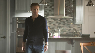Imagen de Crónicas vampíricas (T7): Ep.17 En los bosques - 2