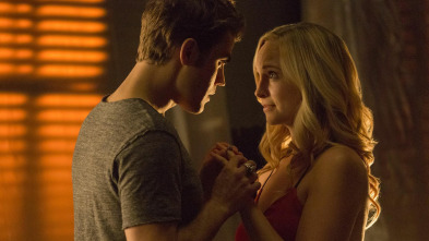 Imagen de Crónicas vampíricas (T8): Ep.2 Hoy será diferente - 2