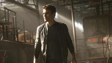 Imagen de Crónicas vampíricas (T8): Ep.3 Decidiste que valía la pena salvarme - 2