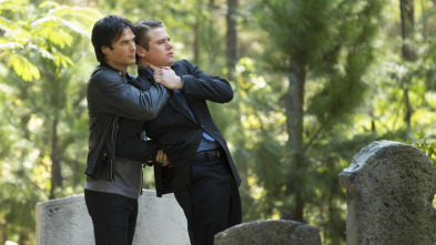 Imagen de Crónicas vampíricas (T8): Ep.5 Volver a casa fue un error - 2