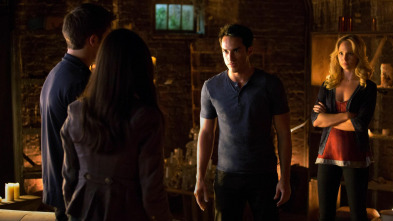 Imagen de Crónicas vampíricas (T4): Ep.1 Los problemas crecen - 2