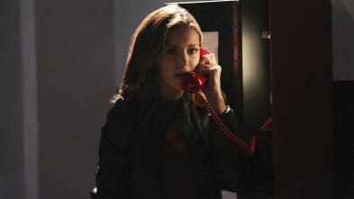 Imagen de Crónicas vampíricas (T6): Ep.11 Me desperté con un monstruo - 2