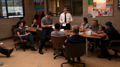 Imagen de Chicago Fire (T13): Ep.1 Un monstruo en el oficio - 2