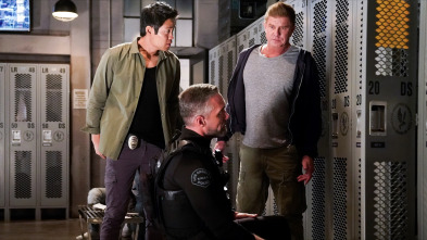 Imagen de S.W.A.T.: Los... (T2): Ep.18 Flujo de dinero - 5