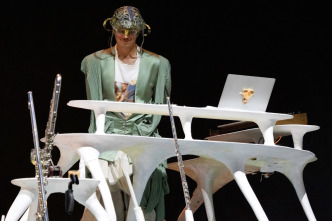 Imagen de Björk: Cornucopia - 12