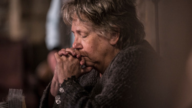 Imagen de Lambs of God (T1): Ep.2 La sangre del Edén - 2
