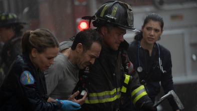 Imagen de Chicago Fire (T13): Ep.6 Aves de presa - 4
