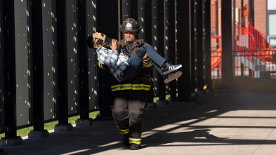 Imagen de Chicago Fire (T13): Ep.10 La teoría del caos - 2
