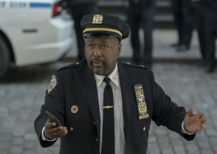 Imagen de Elsbeth (T3): Ep.2 Una cuestión de muñecas - 1