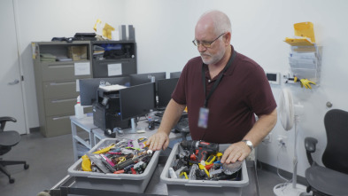 Imagen de Dentro del aeropuerto:...: Diamantes, disfraces y efectivo - 1