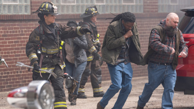 Imagen de Chicago Fire (T13): Ep.22 Tenía que acabar así - 2