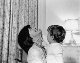 Imagen de JFK Jr.: el príncipe...: Ep.1 - 7