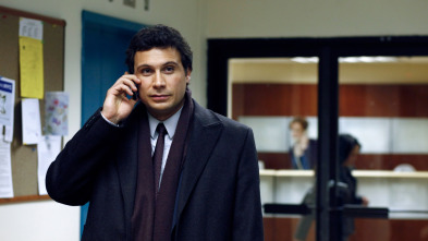 Imagen de Law & Order (T20): Ep.15 Un disfraz brillante - 2