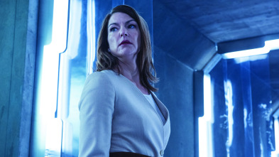 Imagen de Heroes Reborn (T1): Ep.12 Mujer de empresa - 2